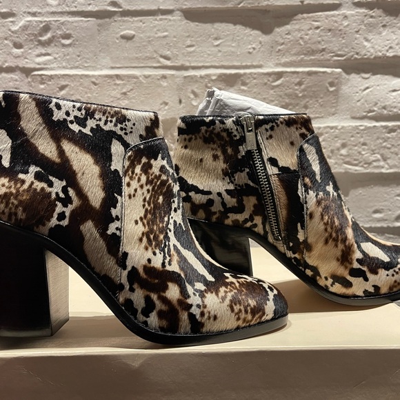 NEW Loeffler Randall Calf Hair Ankle Boots 8 - Picture 5 of 16